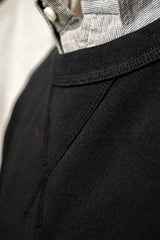 Classic Fit Long Sleeve Crew Sweatshirt – Black